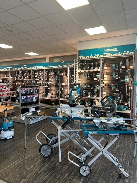 Makita_wand_zwart